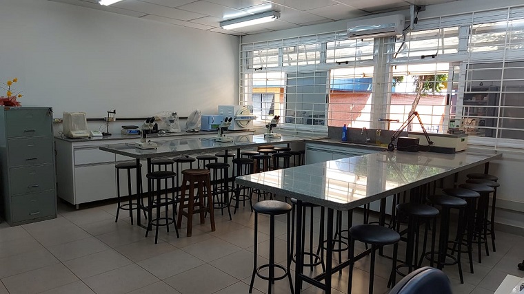 Imagem mostrando o espaço do laboratório.